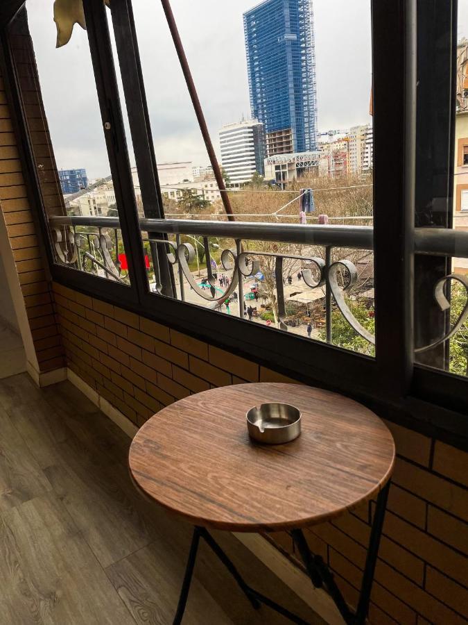 Centre View Apartment Tirana Buitenkant foto