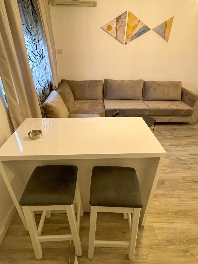 Centre View Apartment Tirana Buitenkant foto
